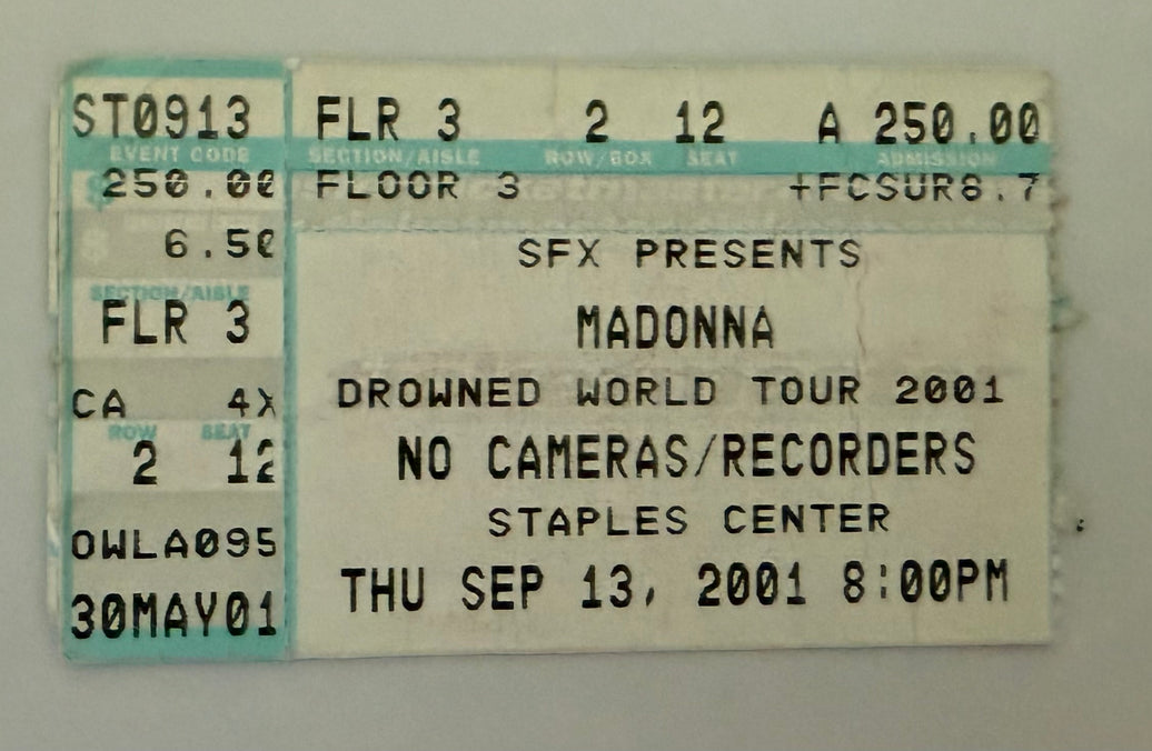 2001 Madonna at the Staples Center in Los Angeles, 9/13/2001