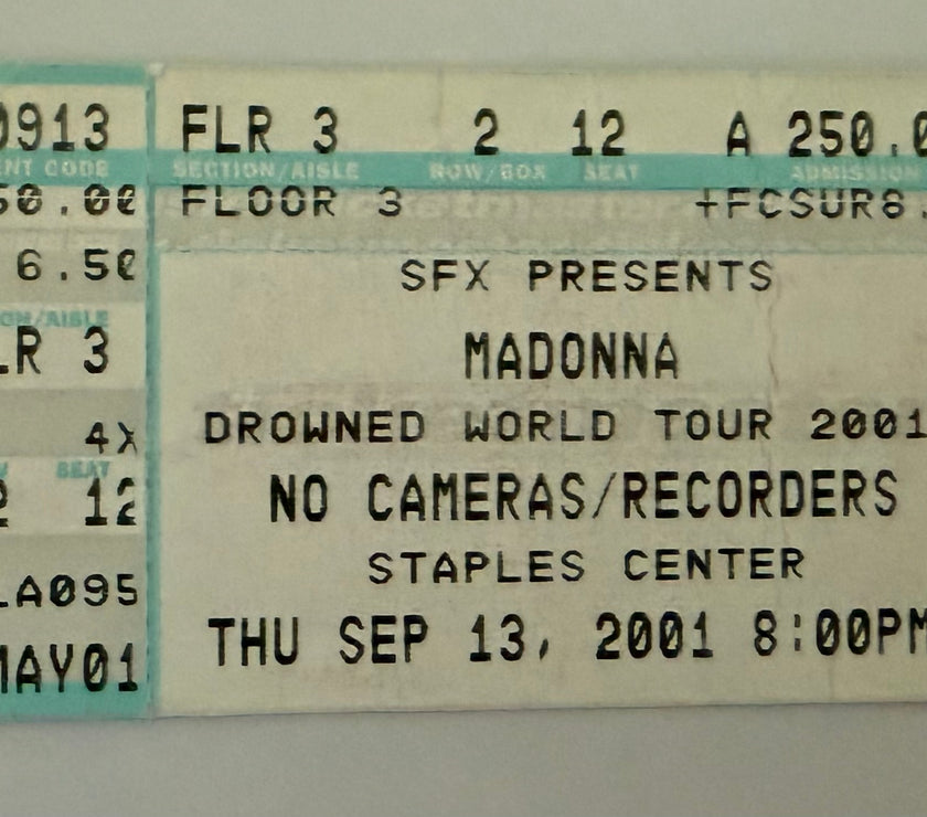 2001 Madonna at the Staples Center in Los Angeles, 9/13/2001