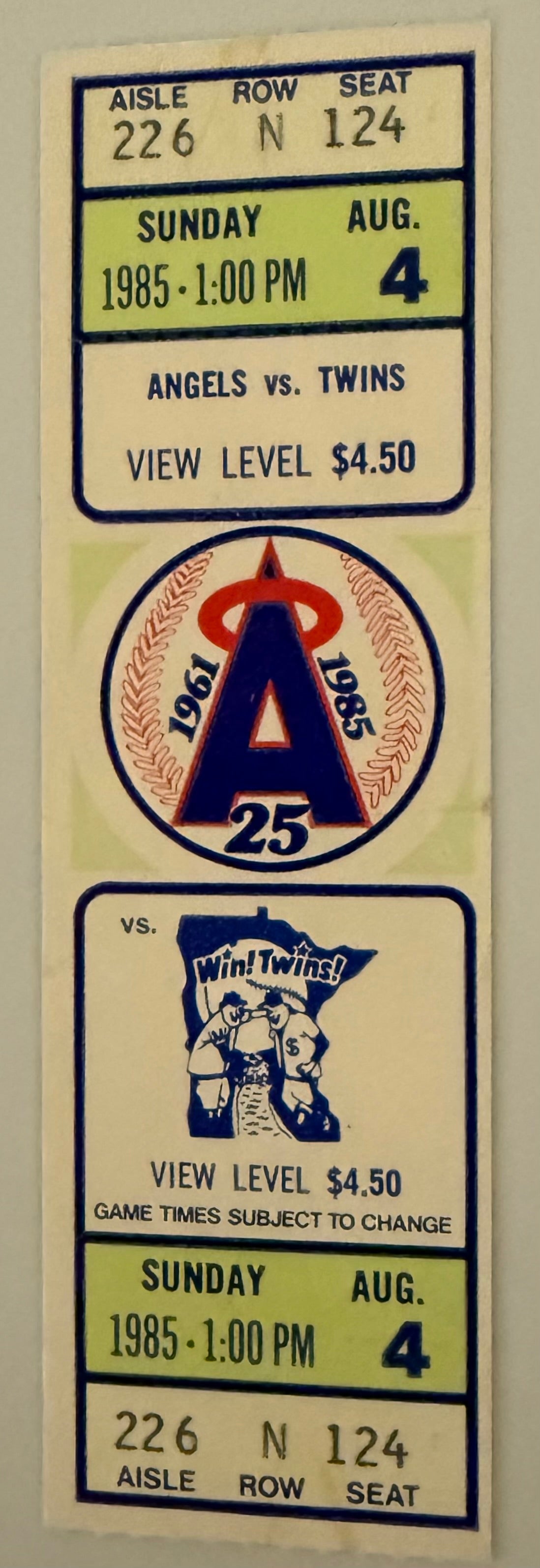 8/4/1985 Rod Carew Achieves 3000 Hits