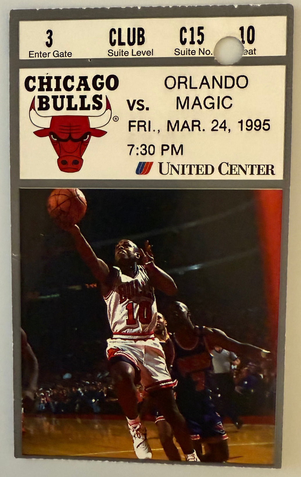 3/24/1995 Michael Jordan First Home Game After Ending Retirement, Wears #45