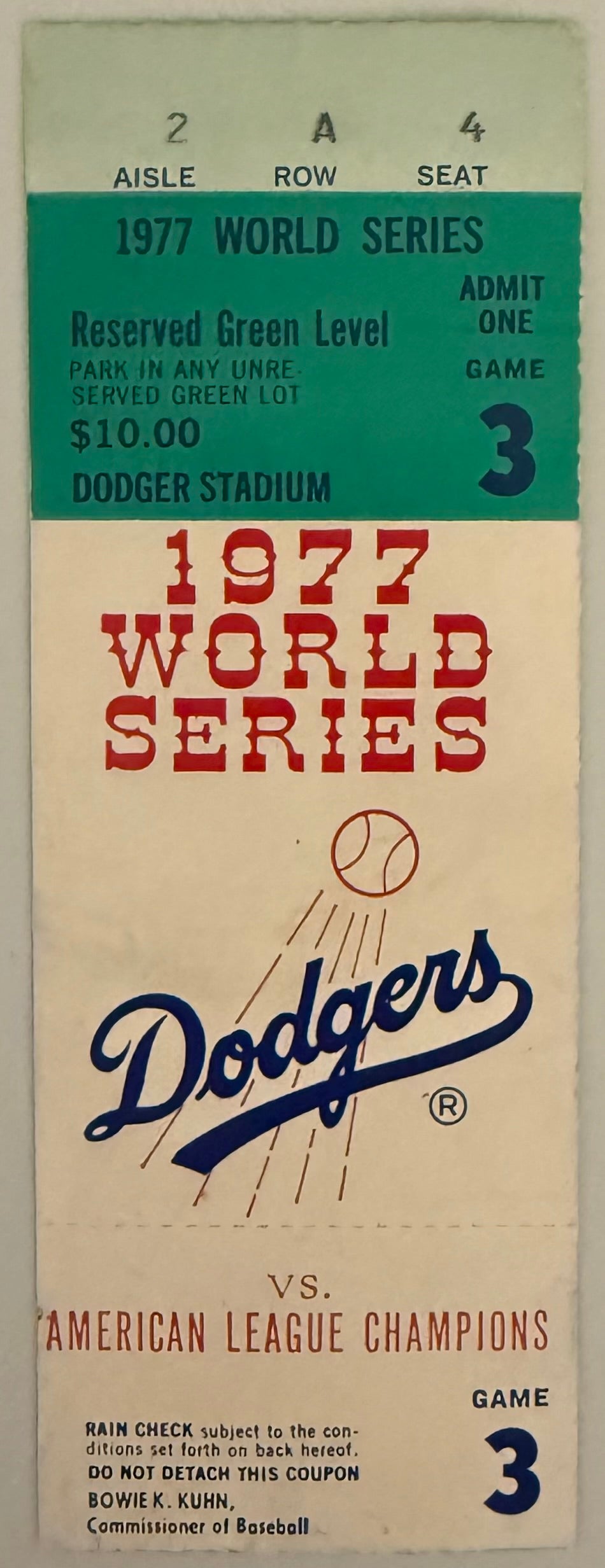 1977 World Series, Game Three, Dodgers versus Yankee - Good Condition